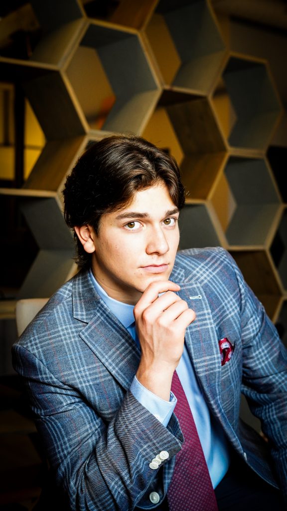 The Hourglass Studios Professional Photography Senior Photos