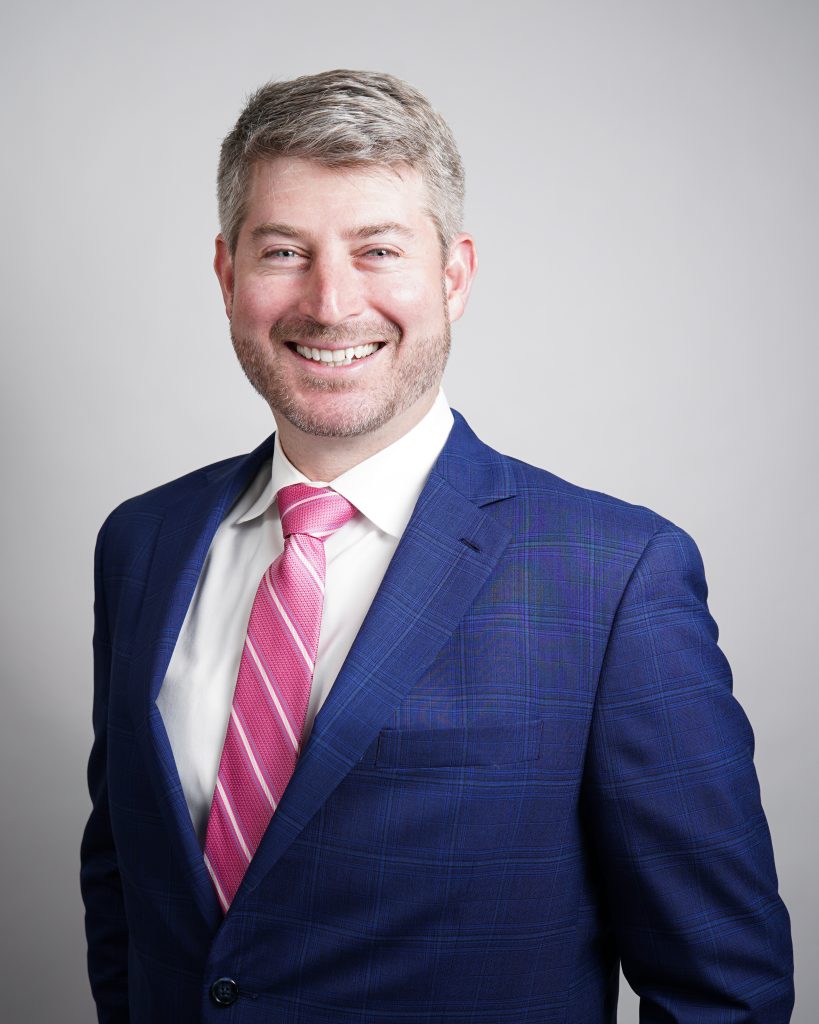 The Hourglass Studios - Professional Business Headshots