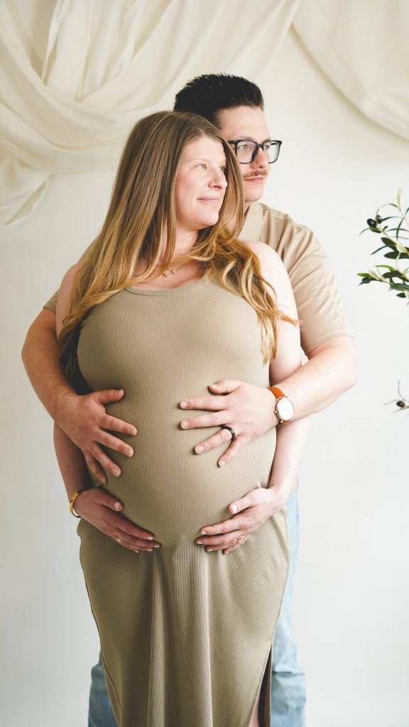 The Hourglass Studios, Professional Photos, Maternity Photos