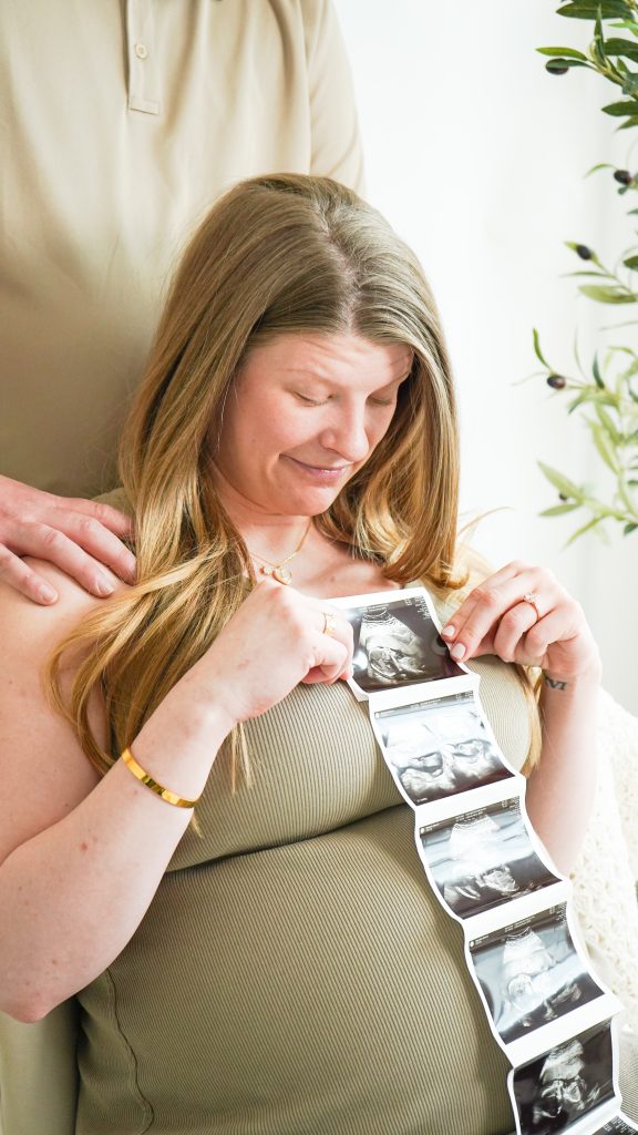 The Hourglass Studios, Professional Photos, Maternity Photos