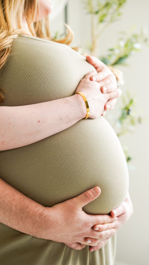 The Hourglass Studios, Professional Photos, Maternity Photos