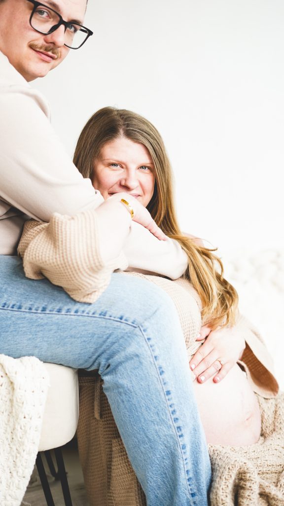 The Hourglass Studios, Professional Photos, Maternity Photos