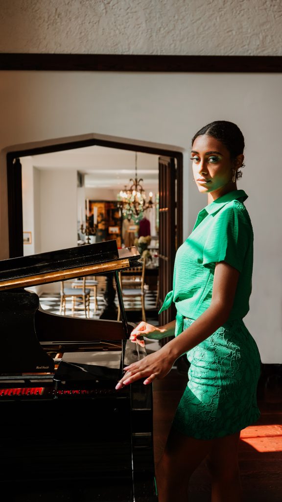 The Hourglass Studios, Professional Photos